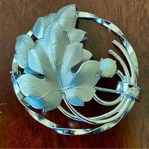 C.R. CO 12 K White Gold Filled Art Deco Elegant Silver Leaf Brooch with Pearl